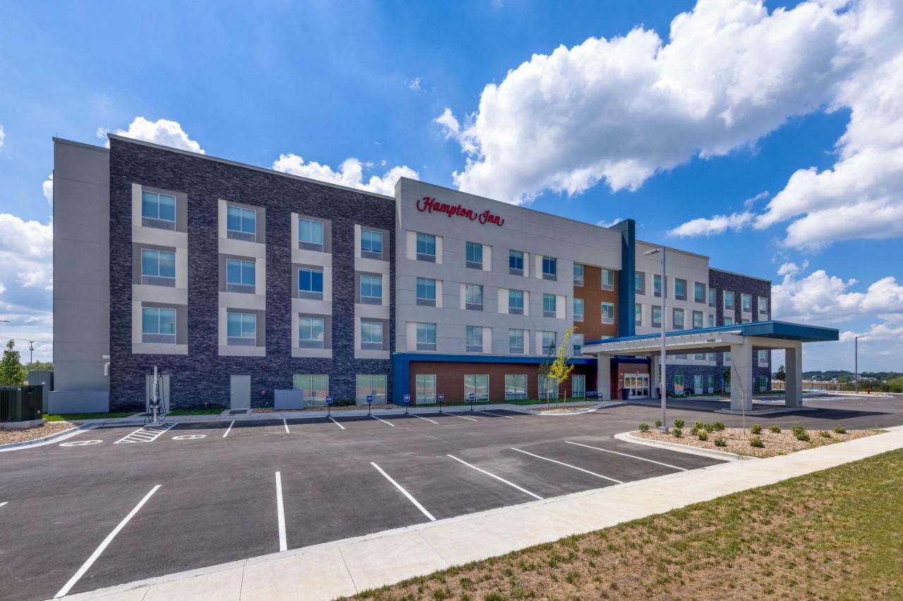 Hampton Kansas Southeast, Mo 3* Kansas City
