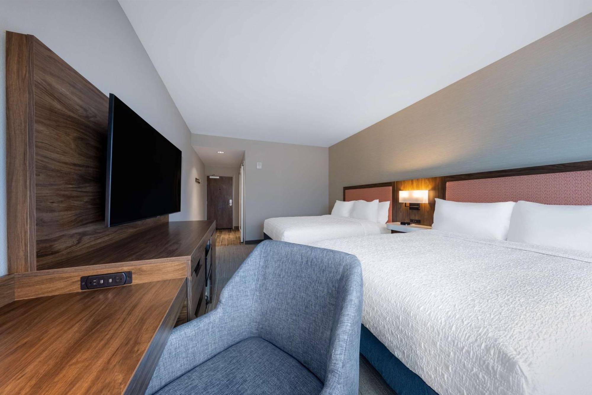 Hampton Kansas Southeast, Mo Hotel Kansas City